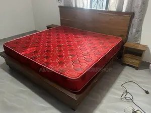 Queen Walnut Mugavu Bed
