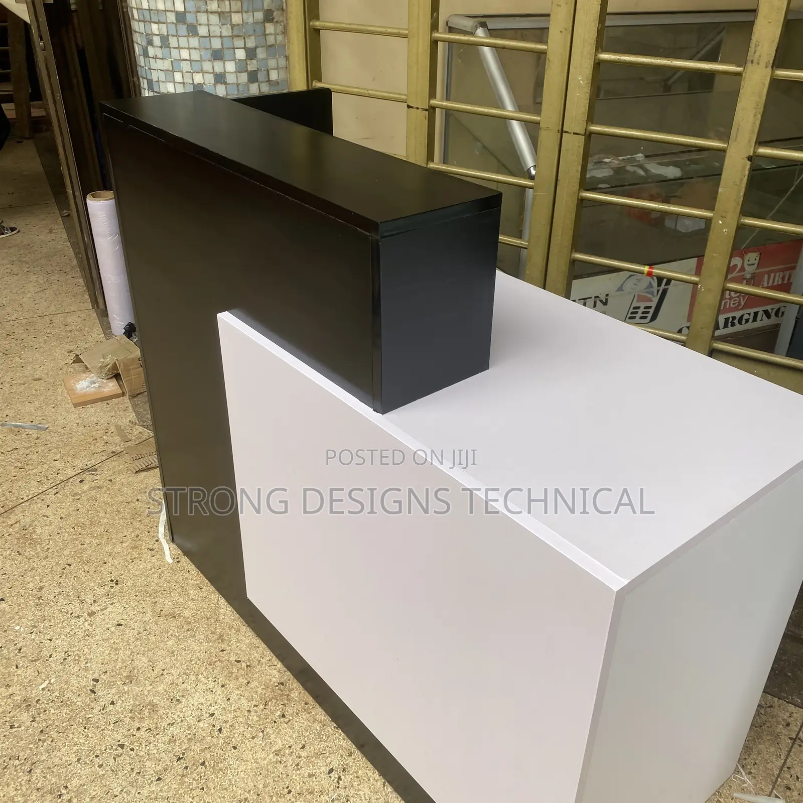 120 Cm / 4ft Reception Table / Counter. Cashier Desk