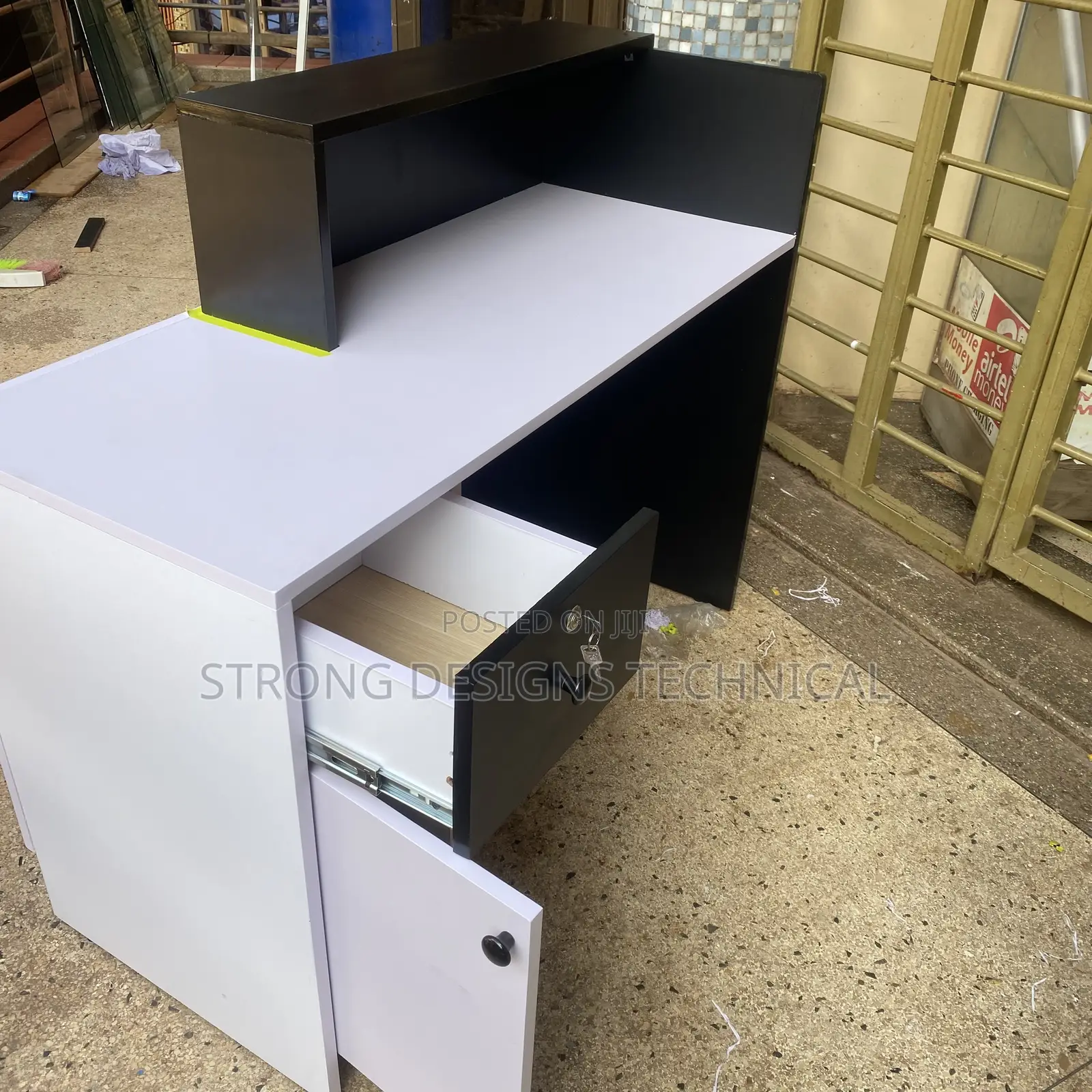120 Cm / 4ft Reception Table / Counter. Cashier Desk