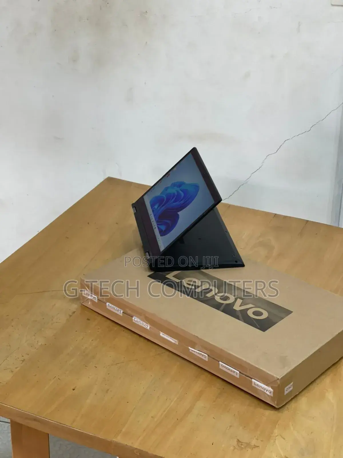 New Laptop Lenovo ThinkPad X380 Yoga 8GB Intel Core I5 SSD 256GB