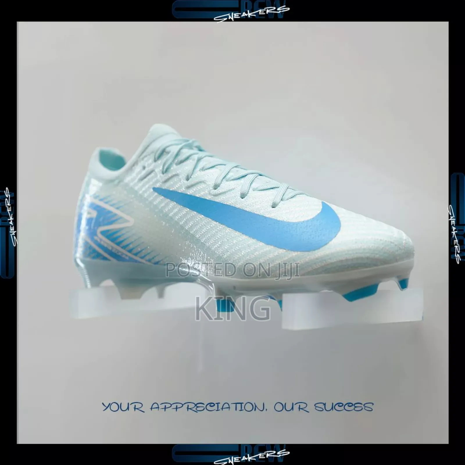 Due Nike Mercurial Football Boots