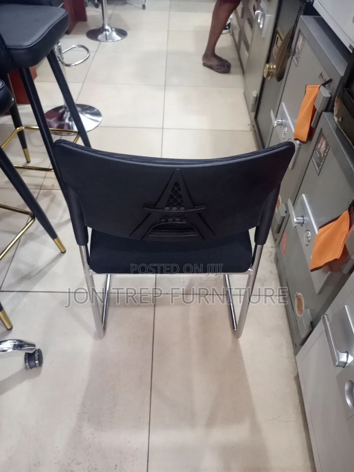 Portable Visitor Chair