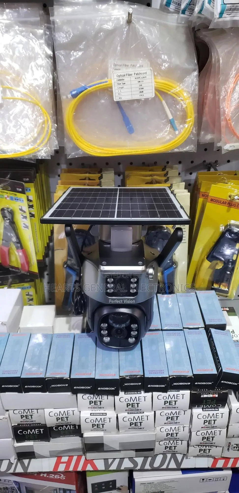 WIFI Solar PTZ Camera ( Smart View / Works on Phone )