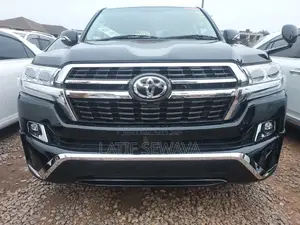 Toyota Land Cruiser 4.0 V6 GX-R 2015 Black