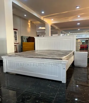 Photo - 6by6 Bed / Home Furniture/ Classy Furniture