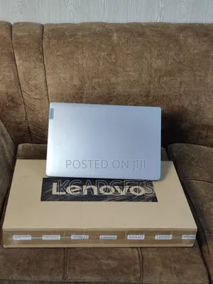 Laptop Lenovo IdeaPad Z585 8GB Intel Core I5 HDD+SSD 256GB