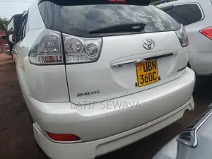 Toyota Harrier 2.4 2008 White