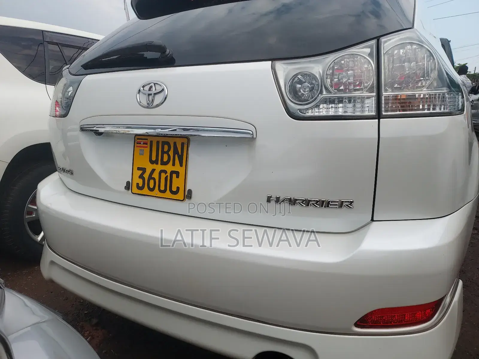 Toyota Harrier 2.4 2008 White