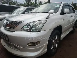 Toyota Harrier 2.4 2008 White