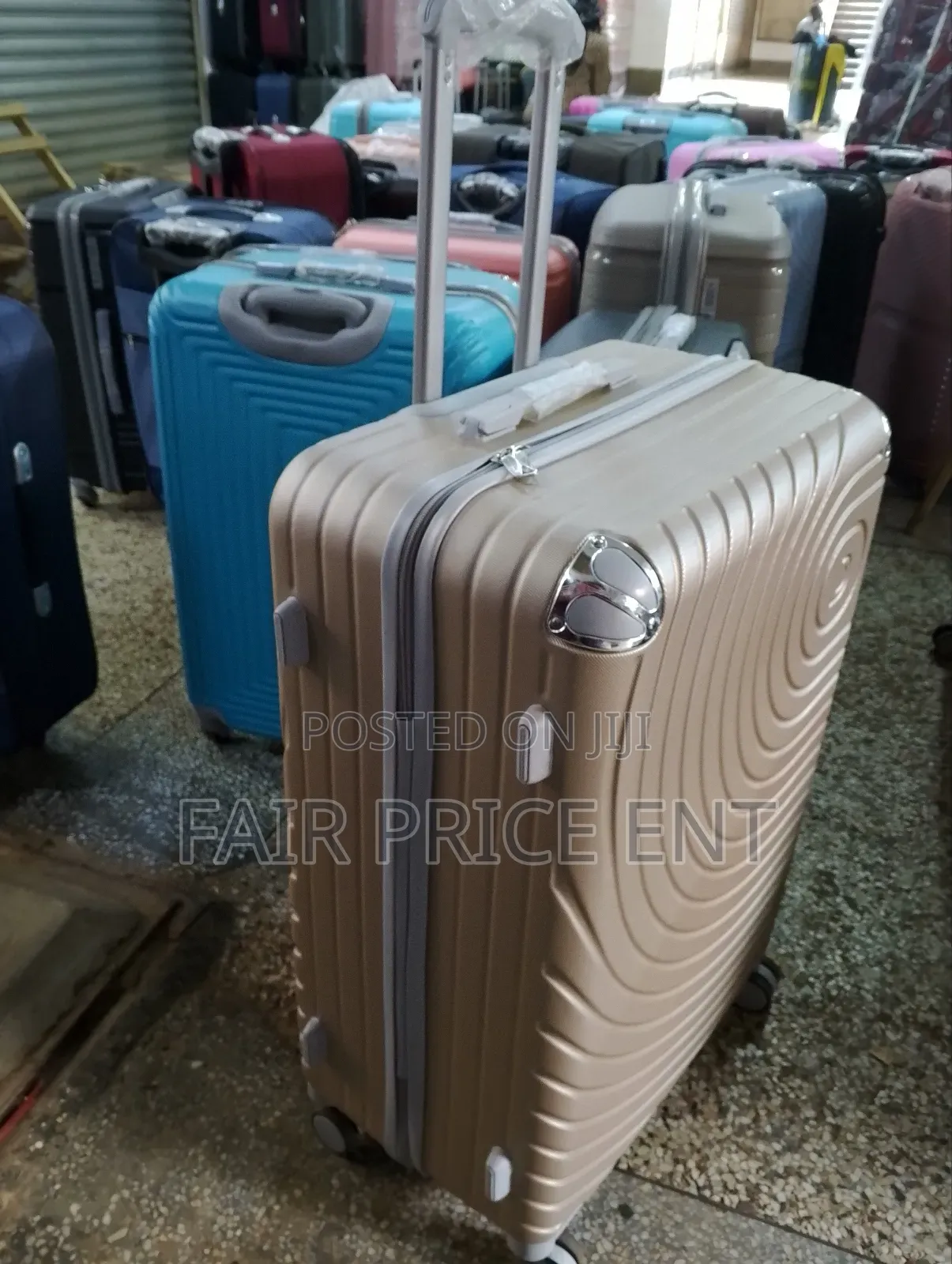 Classy Original Suitcases. Large. ( Gold)