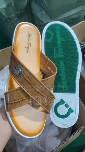 Heartening Leisure Leather Sandals