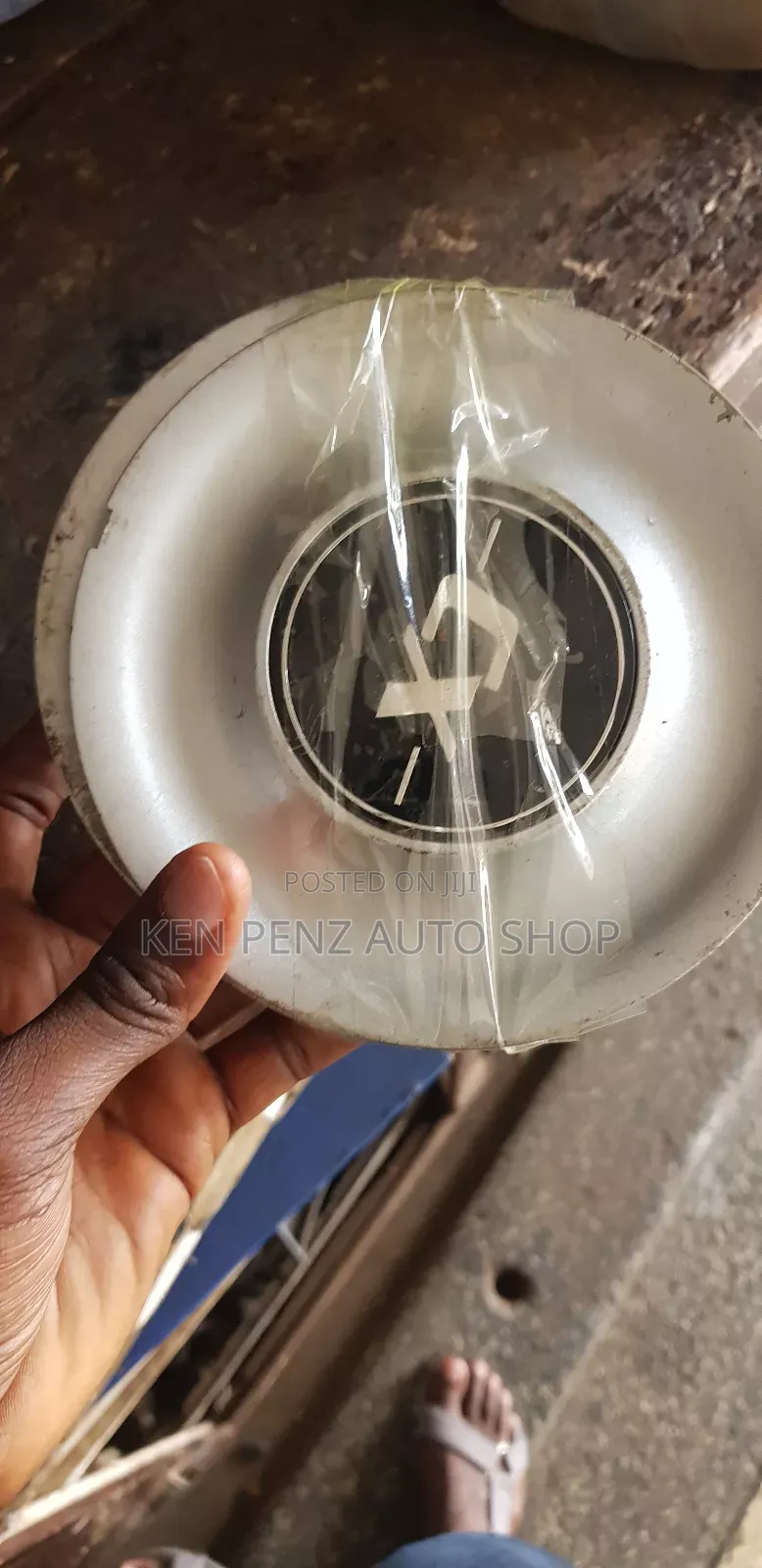 Spot Rim Center Caps/ Clamps for 100, Premio