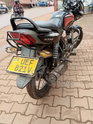 TVS HLX 125 2021 Black