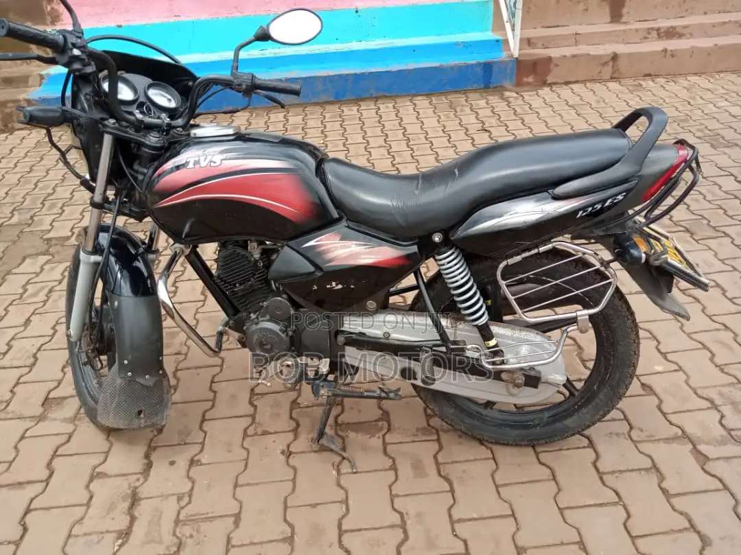 TVS HLX 125 2021 Black