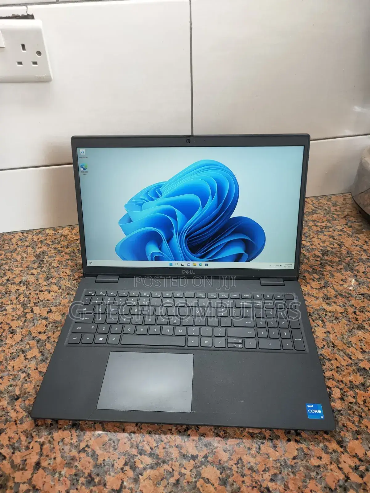 New Laptop Dell Latitude 3520 8GB Intel Core I5 SSD 256GB
