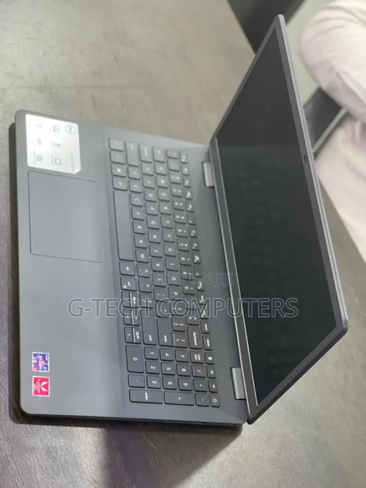 New Laptop Dell Inspiron 3541 8GB AMD Ryzen 5 SSD 256GB