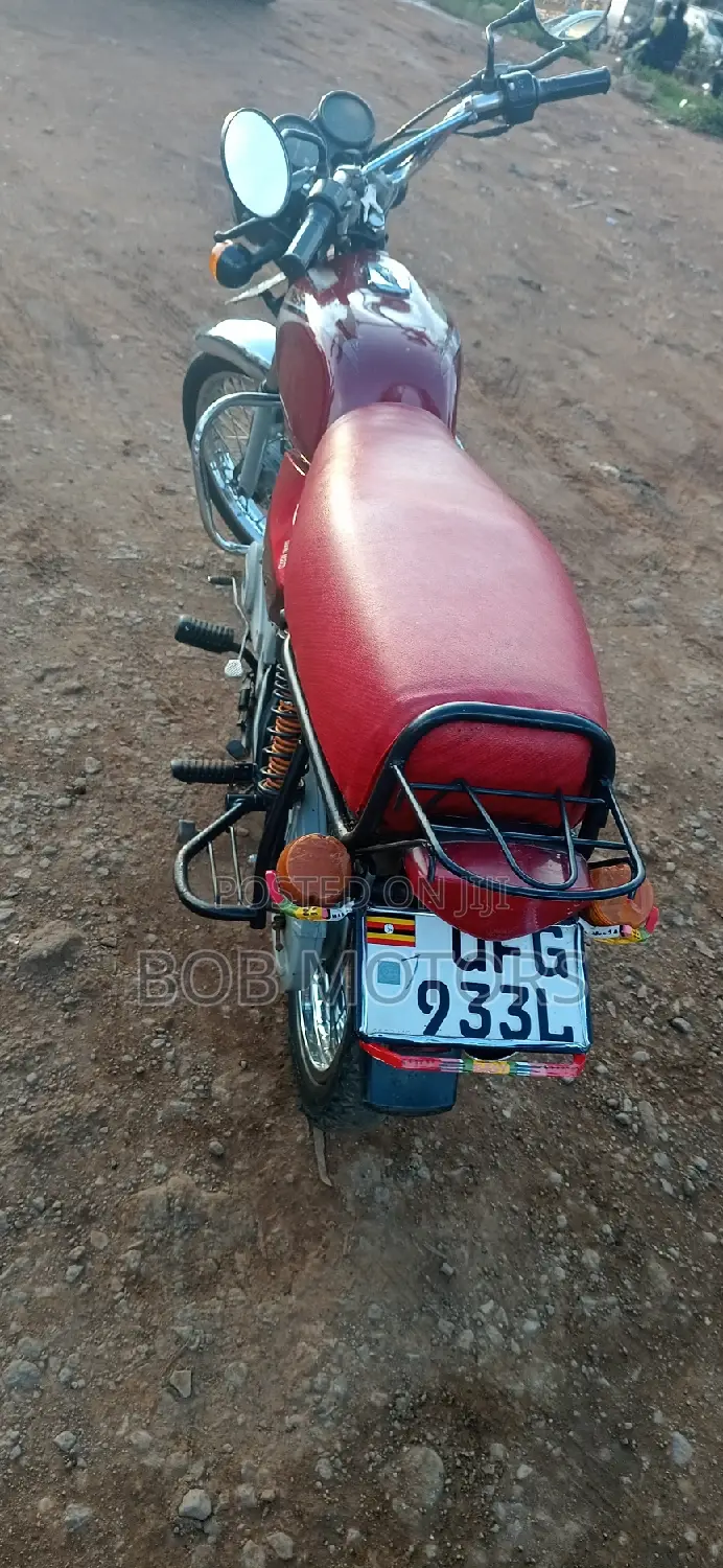 Bajaj Boxer 2021 Red