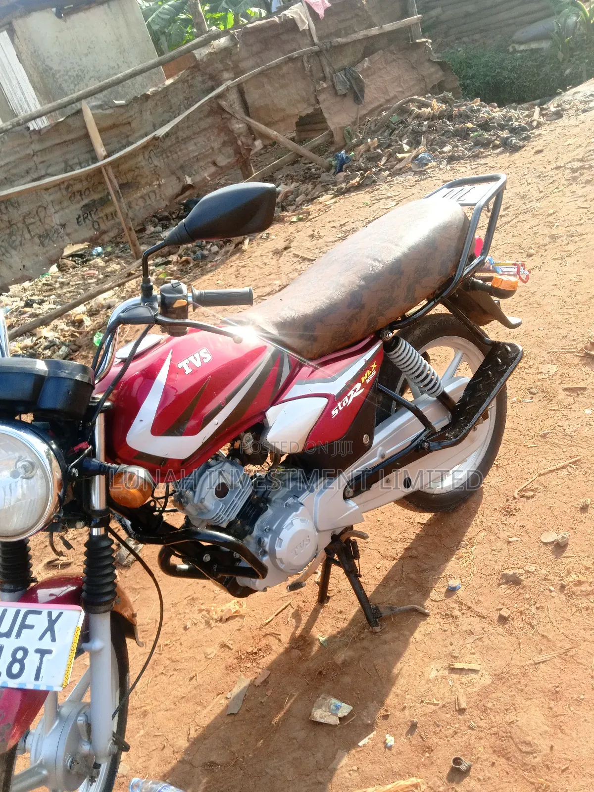 TVS HLX 125 2023 Red