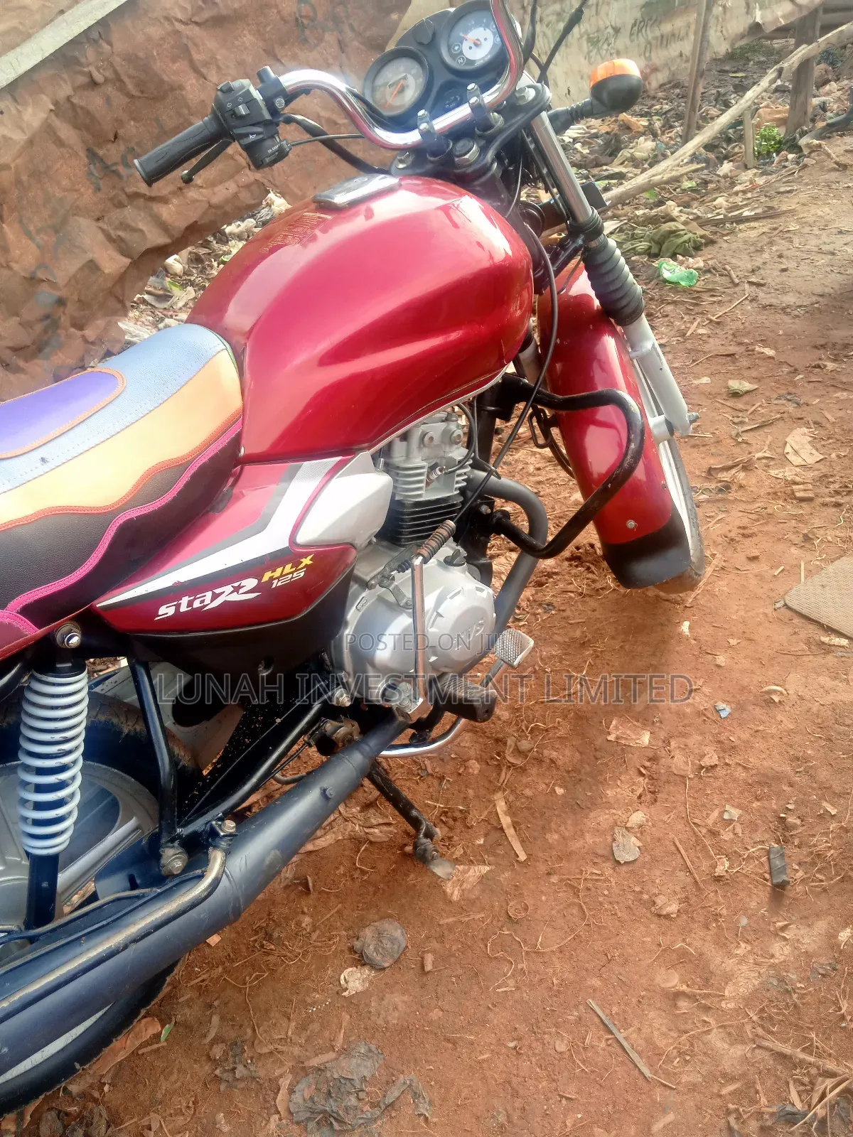 TVS HLX 125 2024 Red