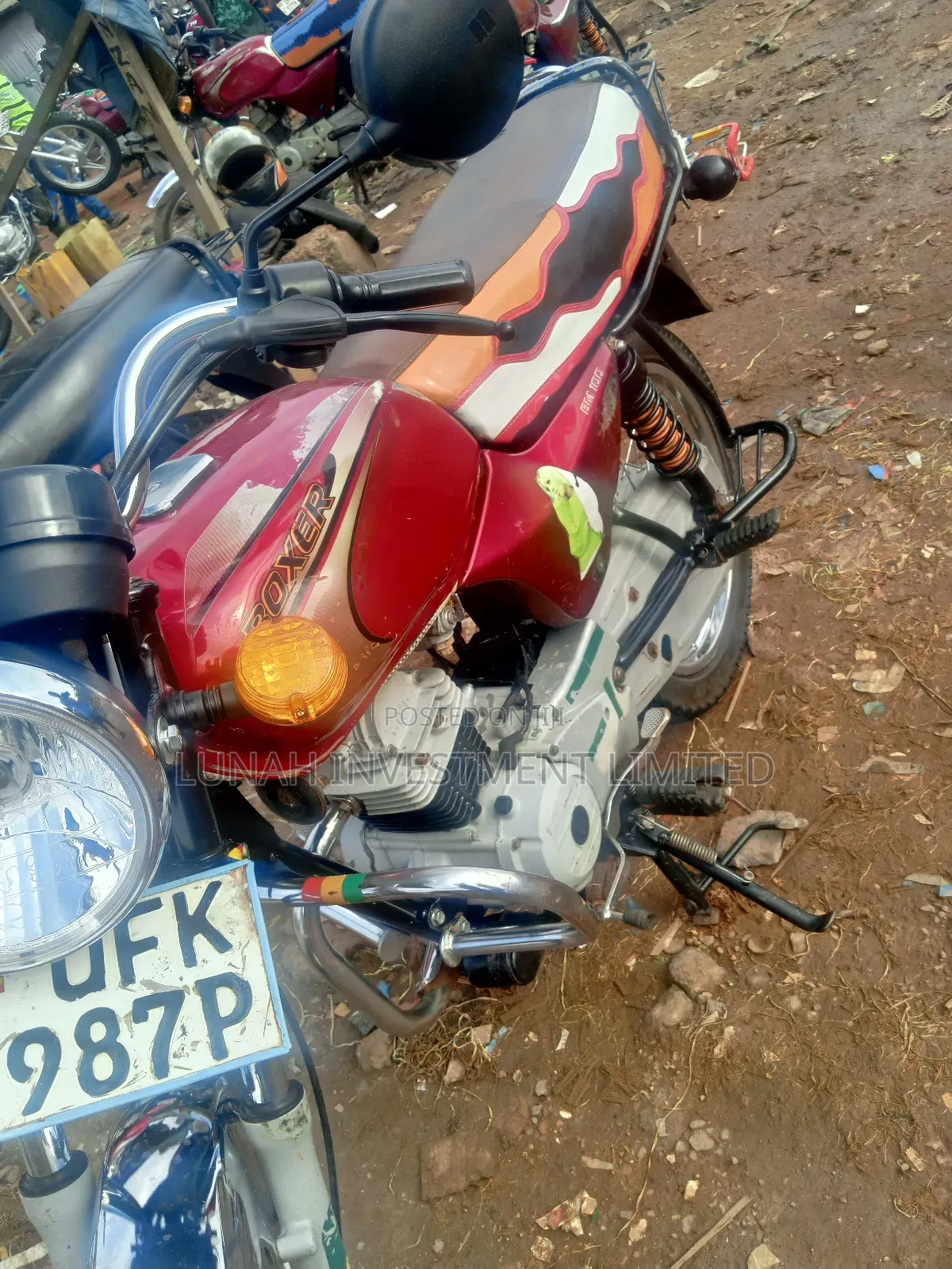 Bajaj Boxer 100 2023 Red