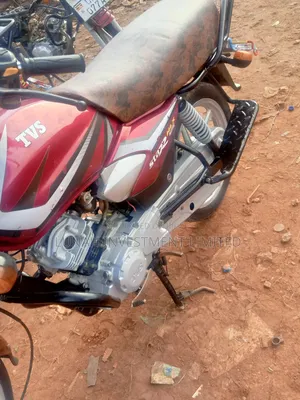 TVS HLX 125 2023 Red