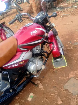 TVS HLX 125 2023 Red