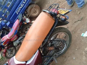 Bajaj Boxer 100 2023 Red