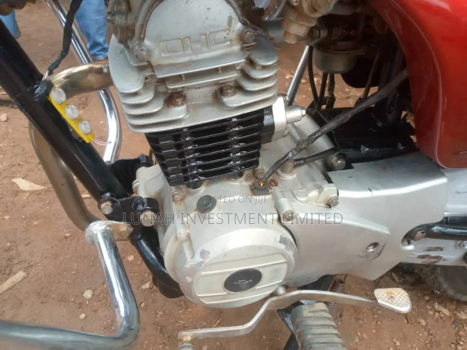 Bajaj Boxer 100 2022 Red