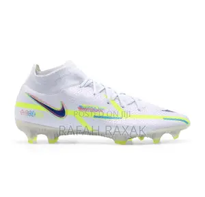 White Nike Phantom GT2 Elite Dynamic Fit FG Football Boots