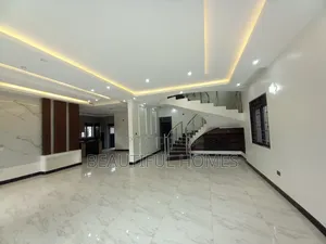 Furnished 5bdrm Mansion in Kira for sale
