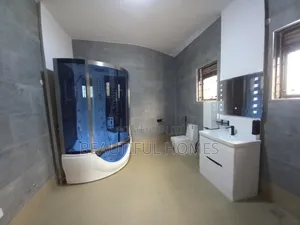 Furnished 5bdrm House in Kira for sale