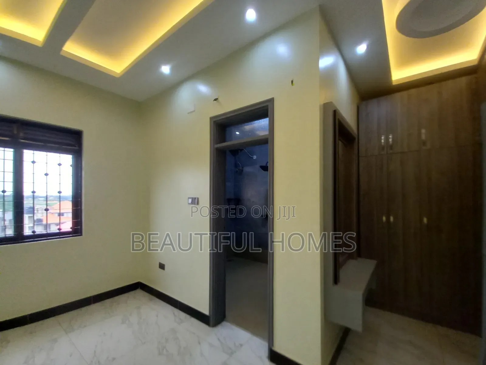 Furnished 5bdrm Mansion in Kira for sale