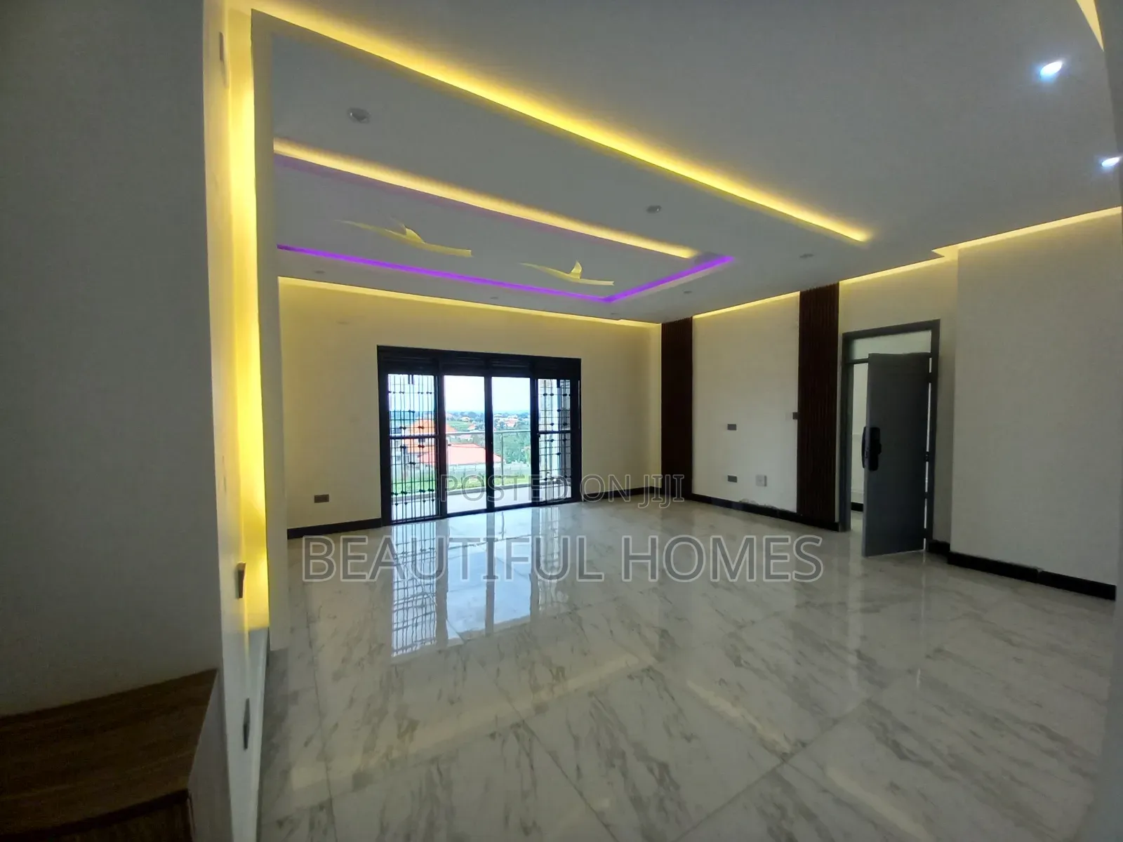 Furnished 5bdrm Mansion in Kira for sale