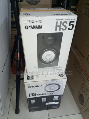 Studio Monitor Yamaha SH5