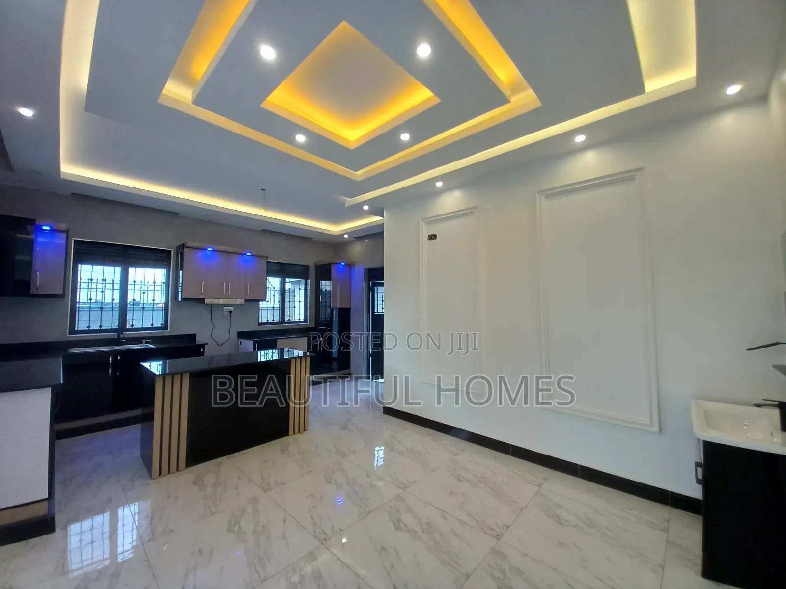 Furnished 5bdrm House in Kira for sale