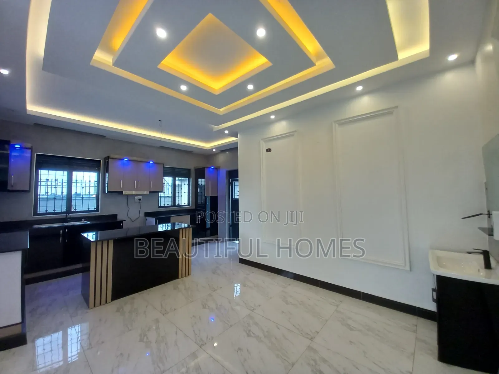 Furnished 5bdrm House in Kira for sale