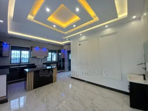 Furnished 5bdrm House in Kira for sale