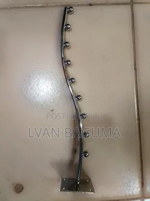 Boutique Curve Wall Rods With Hooks - 9 Hooks, Thin Body