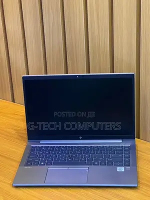 New Laptop HP ZBook Firefly G8 16GB Intel Core I7 SSD 512GB