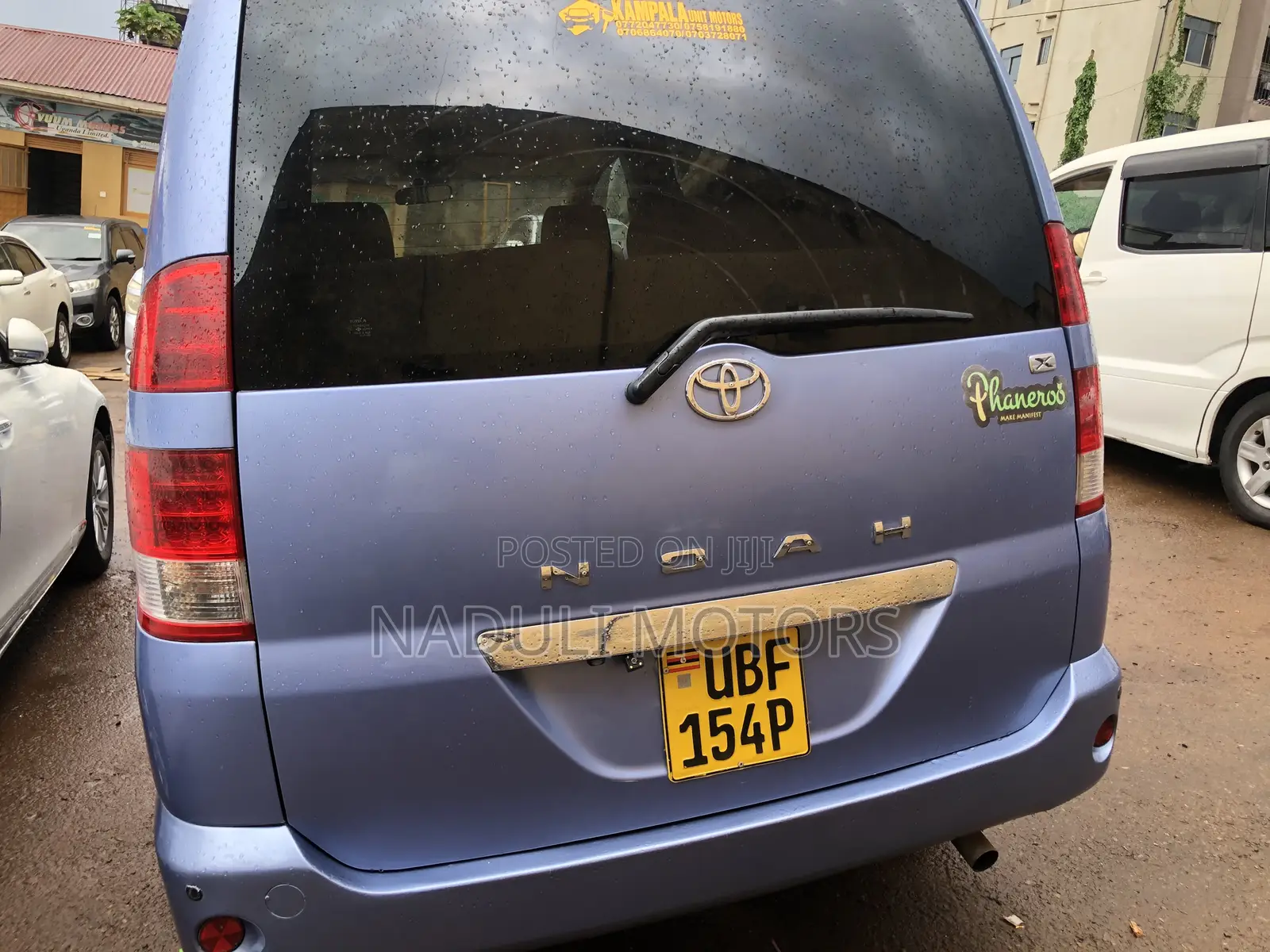 Toyota Noah 2006 Blue