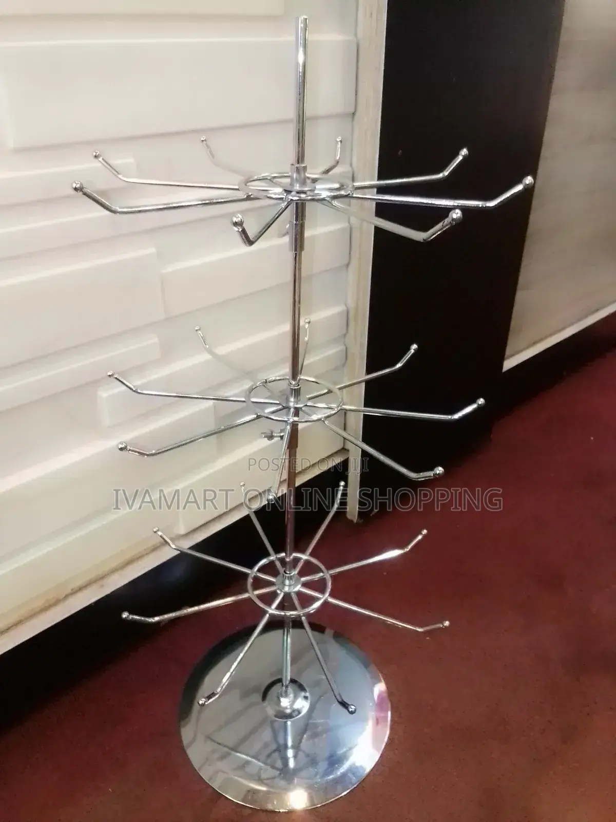 Stainless Steel Metallic Jewelry Rotating Stand