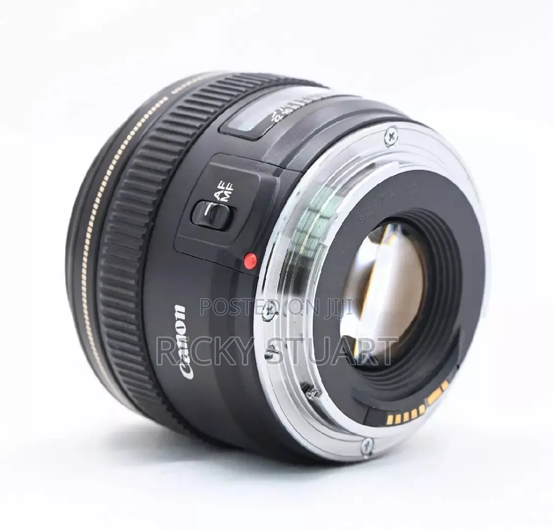 Canon Ef 28mm Lens F1.8