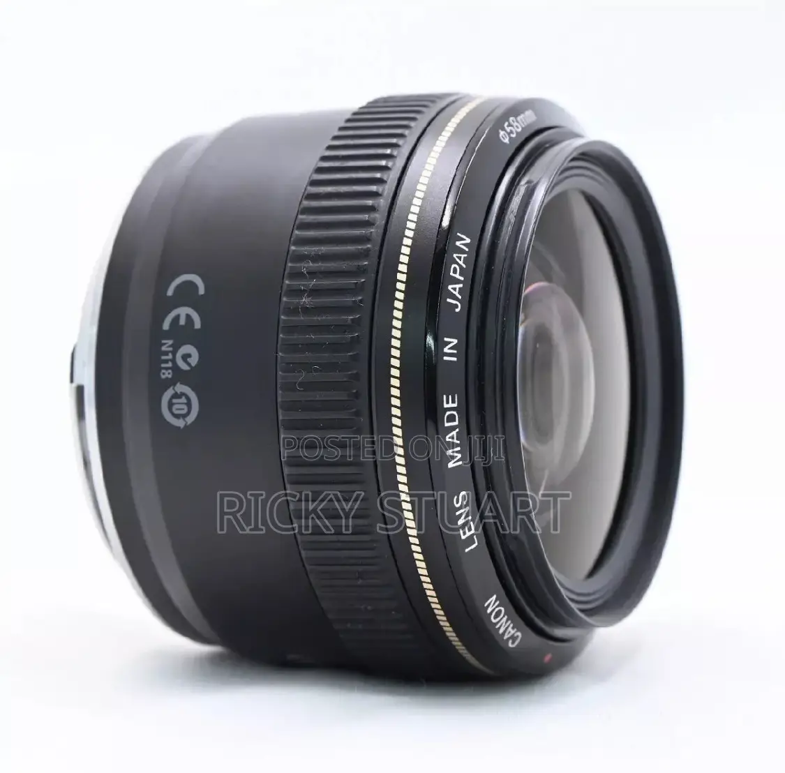 Canon Ef 28mm Lens F1.8