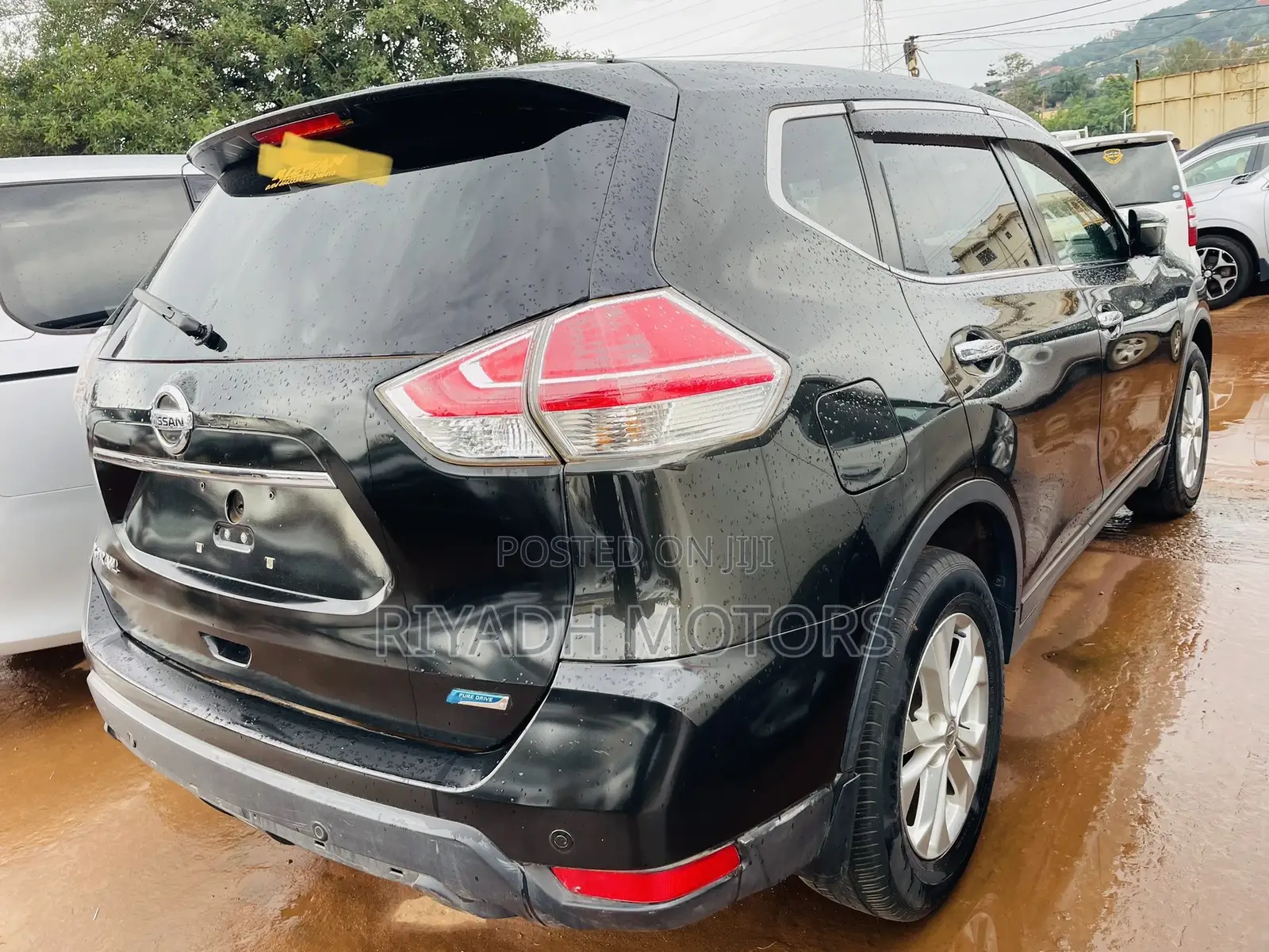 Nissan X-Trail 2.0 Petrol FWD 2015 Gray
