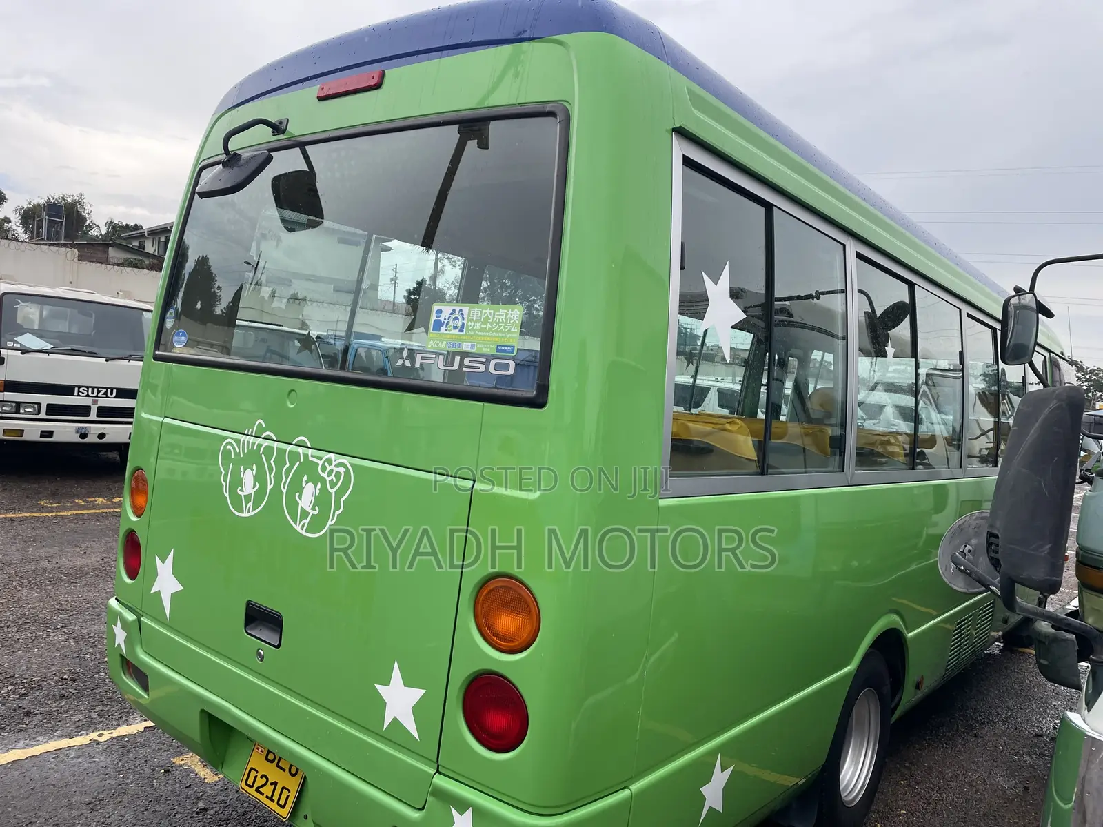 Mitsubishi Fuso Rosa 2015 Green