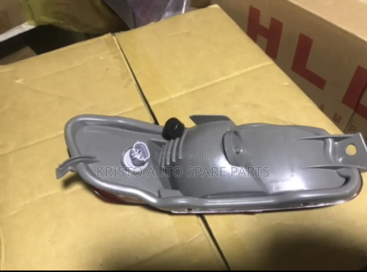 Reflectors Harrier Kawundo