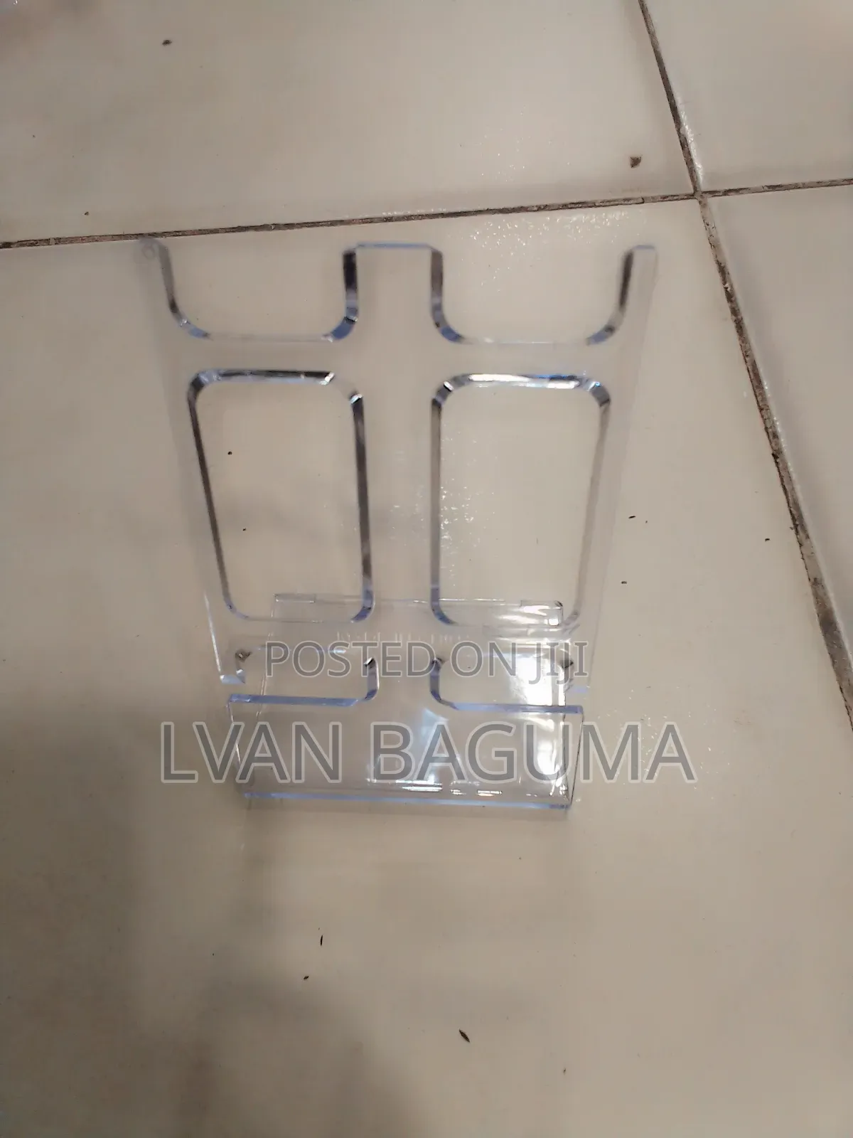 Transparent Watch Display Stand / Rack - 12pcs