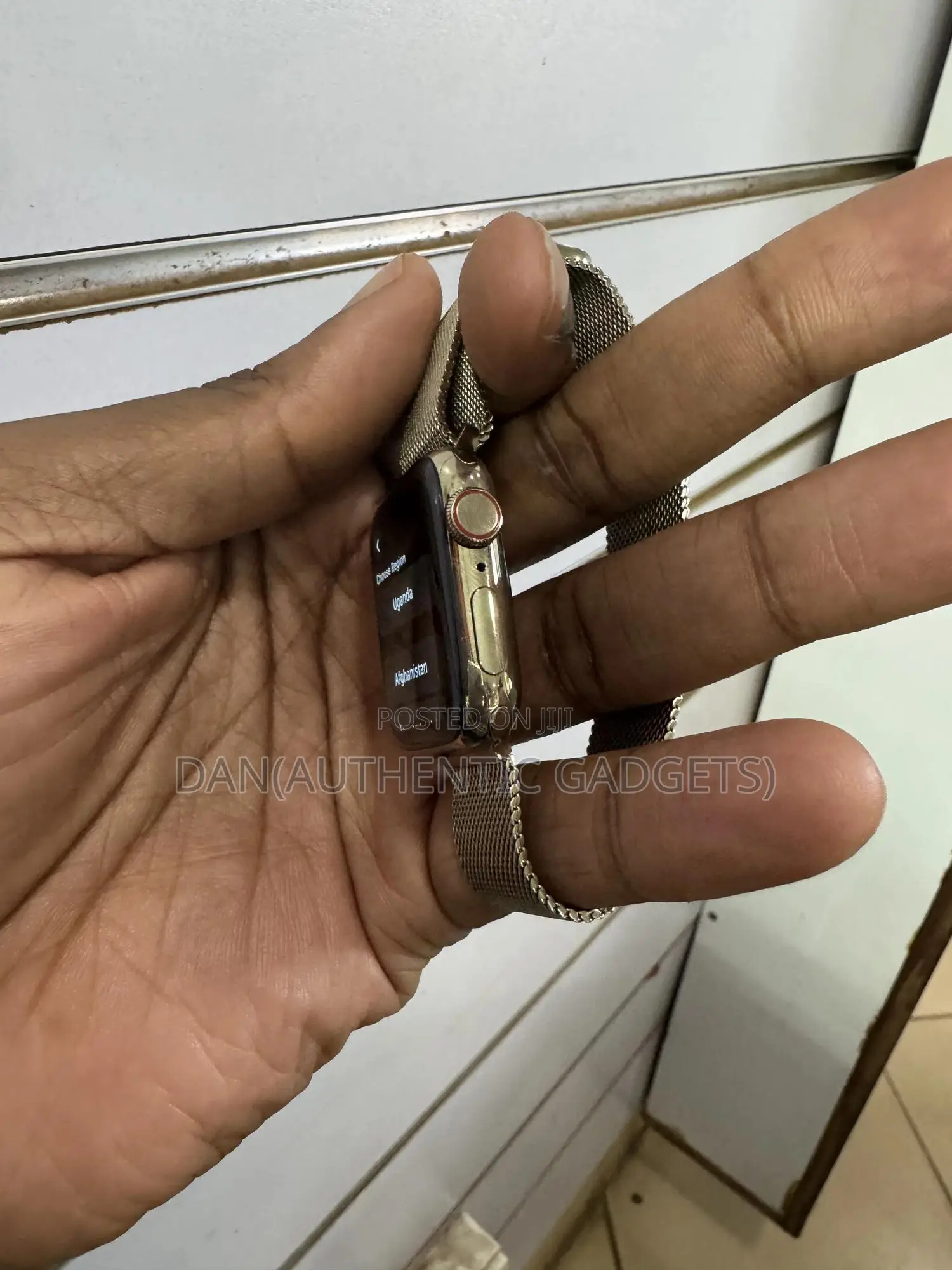Apple Watch Series 6 Stainless Gold 40mm