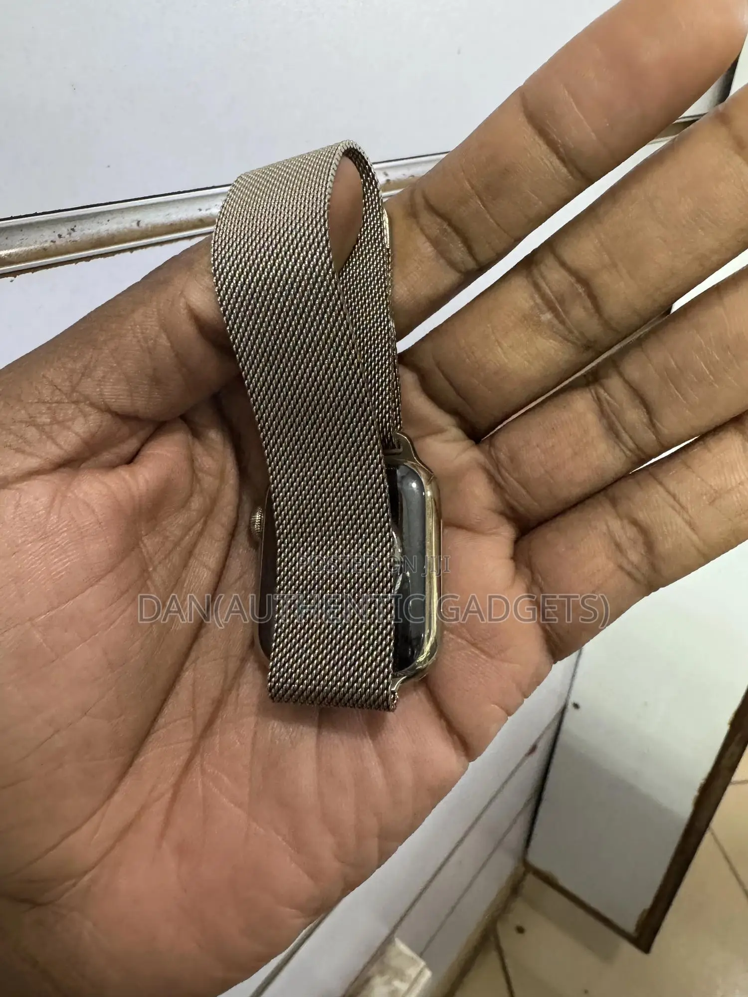 Apple Watch Series 6 Stainless Gold 40mm