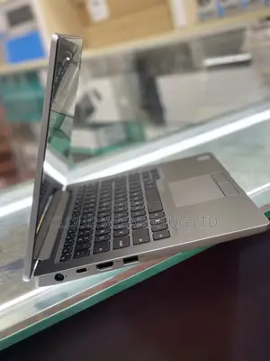 Laptop Dell Latitude 7400 8GB Intel Core I5 SSHD (Hybrid) 256GB